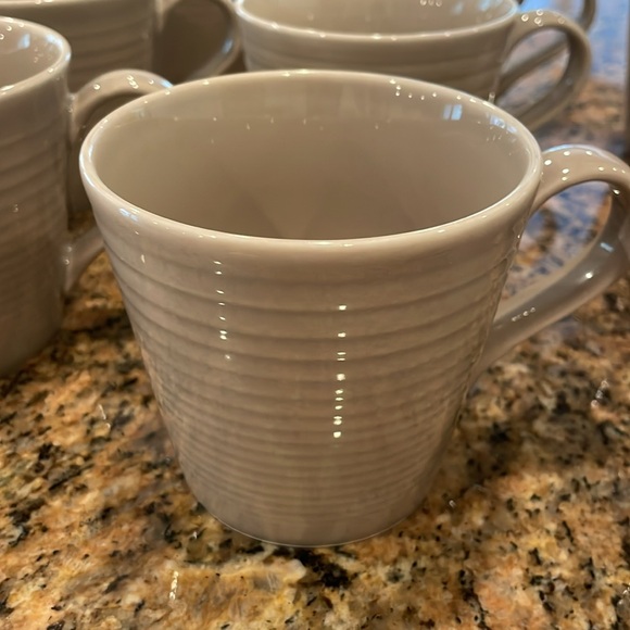 Royal Doulton Gordon Ramsay Maze - Taupe - Set of 9 coffee tea mugs - Picture 2 of 4